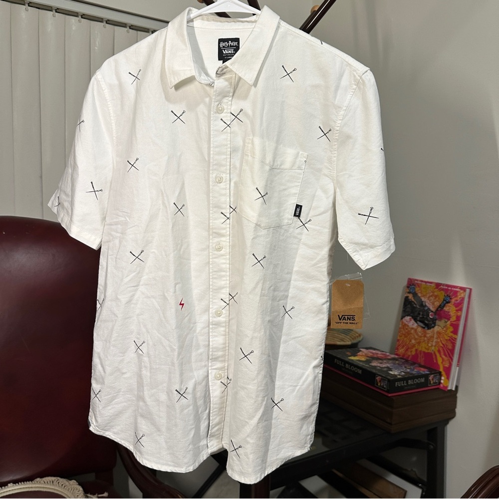 NWT Vans x Harry Potter White Wand Print Button Up Shirt XL Limited Edition